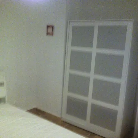 La Phalene Elodie Lejlighed